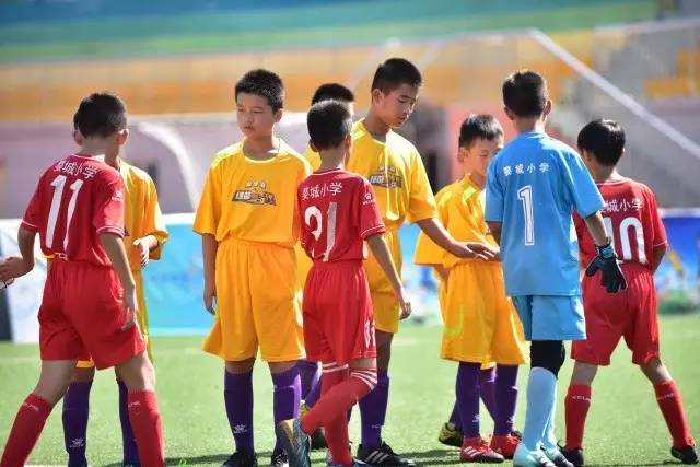 莫雷托：弗拉霍维奇的去留五五开，今天是他在尤文的决定性时刻