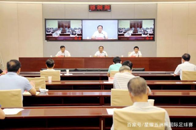 10分8板4帽！2米26中锋打出高光表现，球迷：杜锋耽误了他